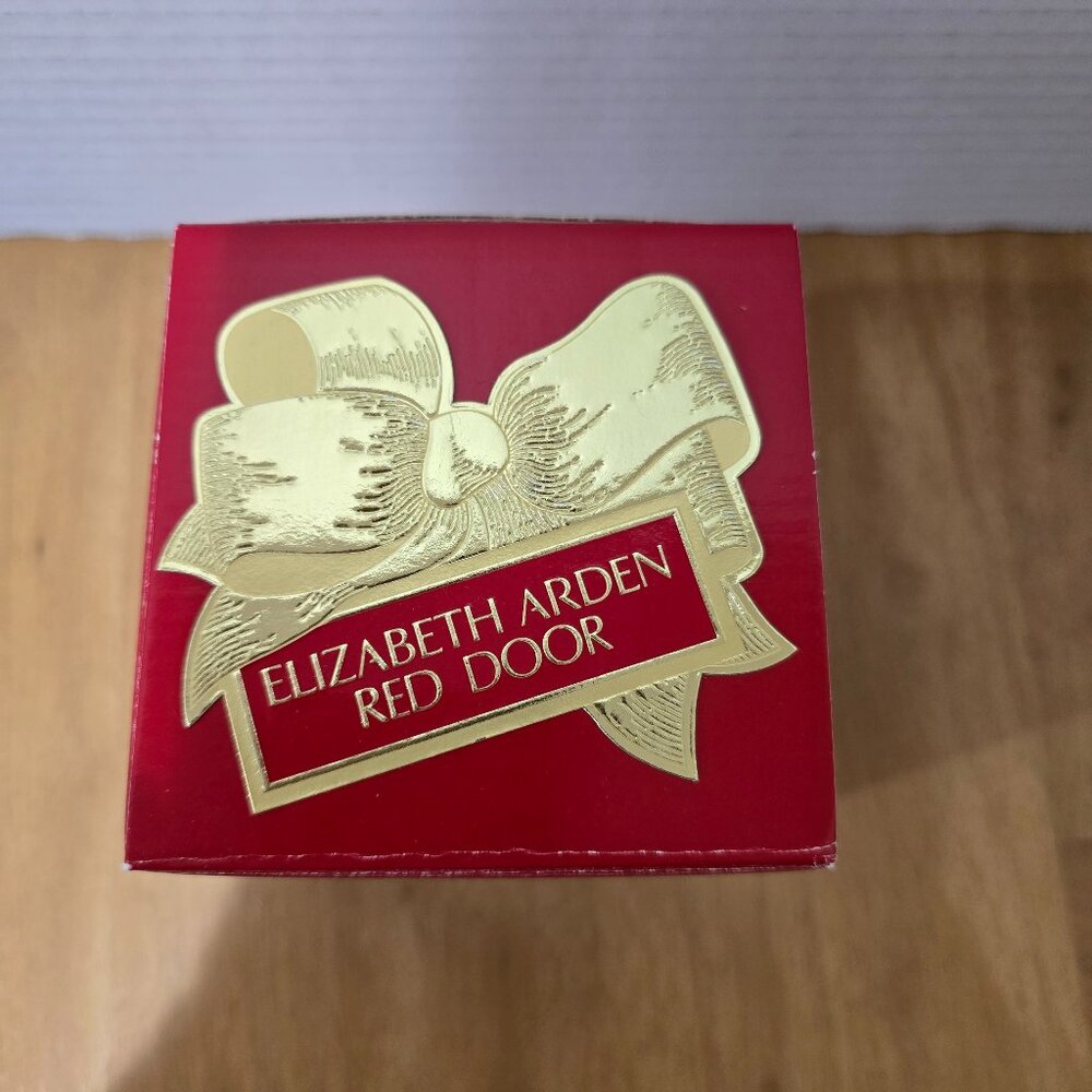 Vintage Rare Elizabeth‎ Arden Red Door Ceramic Gift Box Candle Unused New in Box